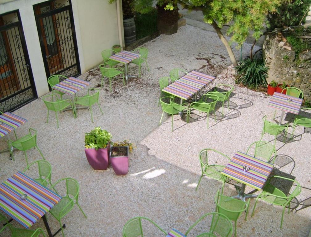 Auberge Du Chateau Margon  Exterior foto
